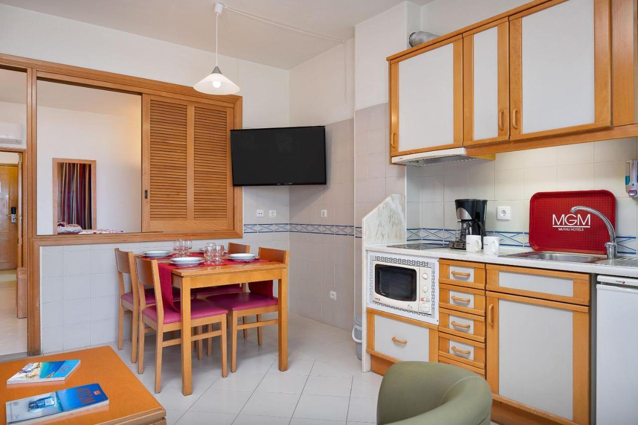 Hotel apartamentowy Grand Muthu Da Oura